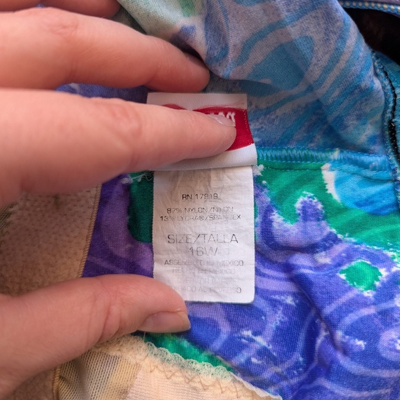 Vintage floral swimsuit - Picture 7 of 7